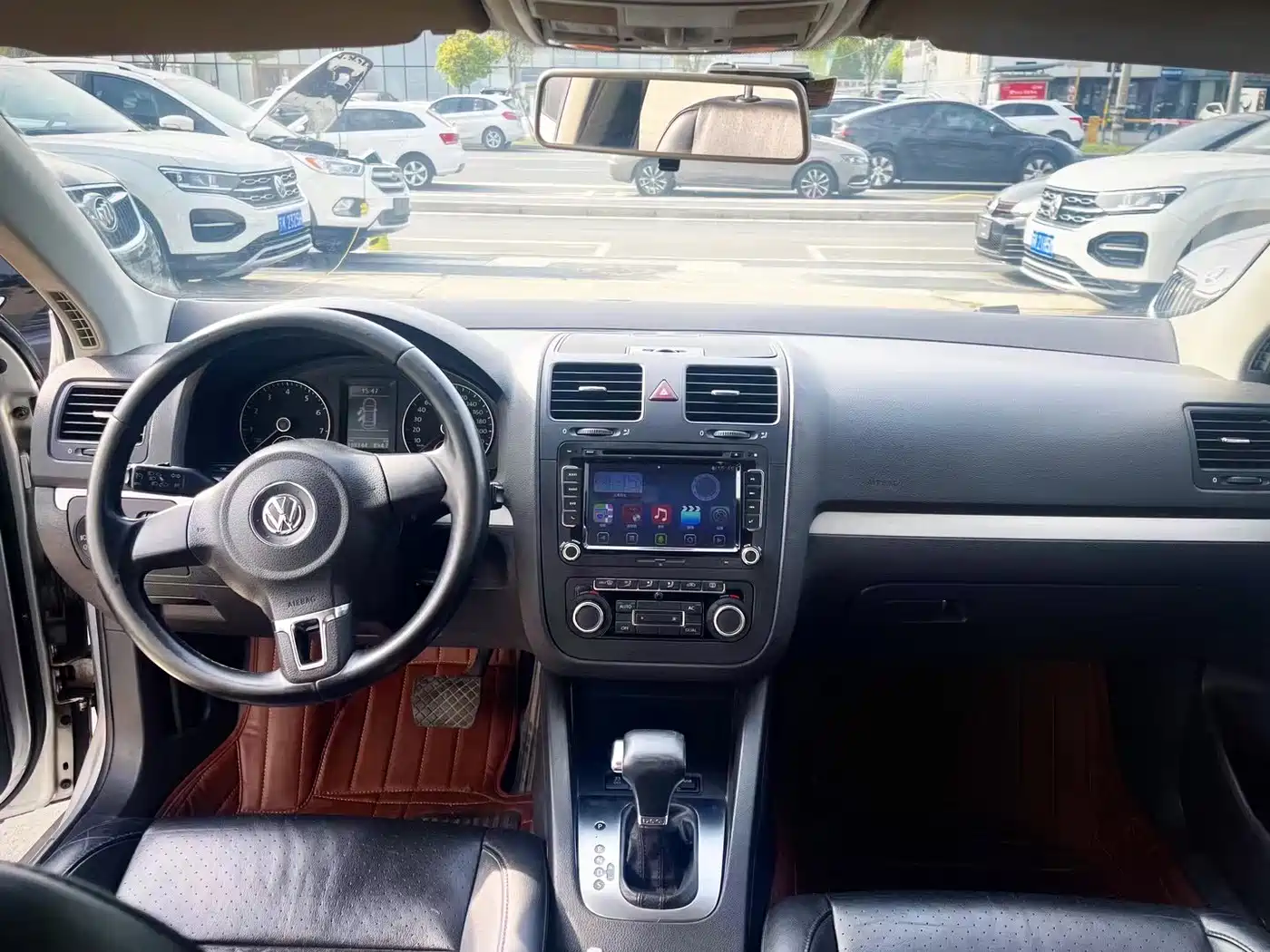 Volkswagen Sagitar 2010 1.4TSI Automatic Luxury фото 7