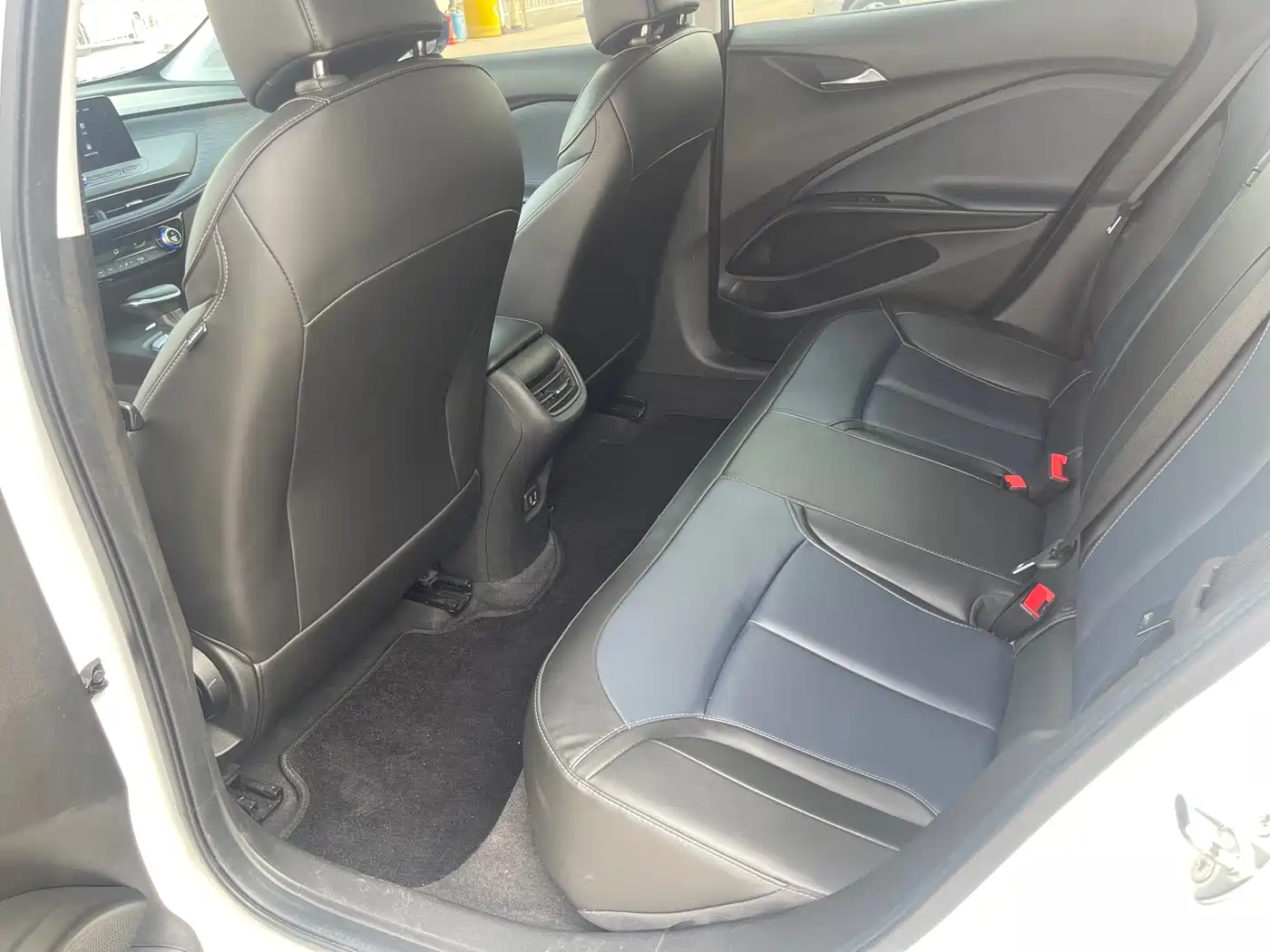 BUICK SLIGHTLY BLUE 6