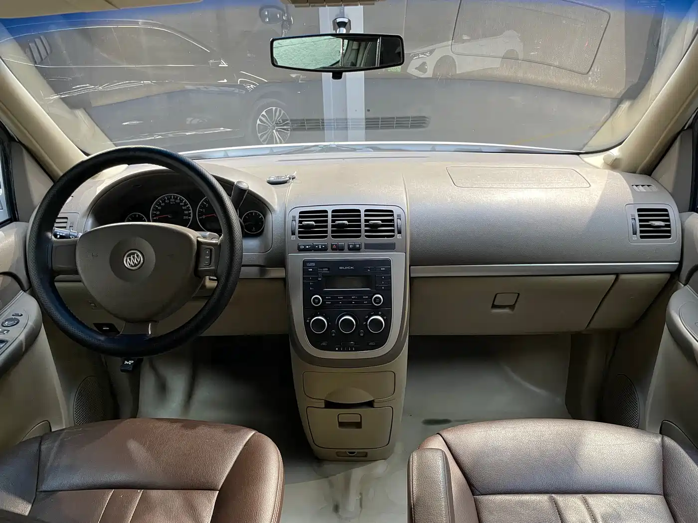 Buick GL8 2014 2.4L Classic Edition фото 5