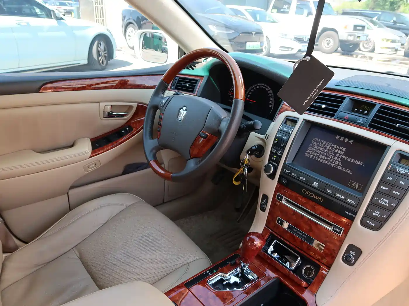 Toyota Crown 2007 2.5L Royal Navigation Edition фото 8