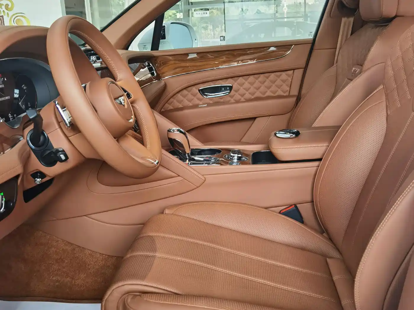 Bentley Bentayga 2026 2022 4.0T V8