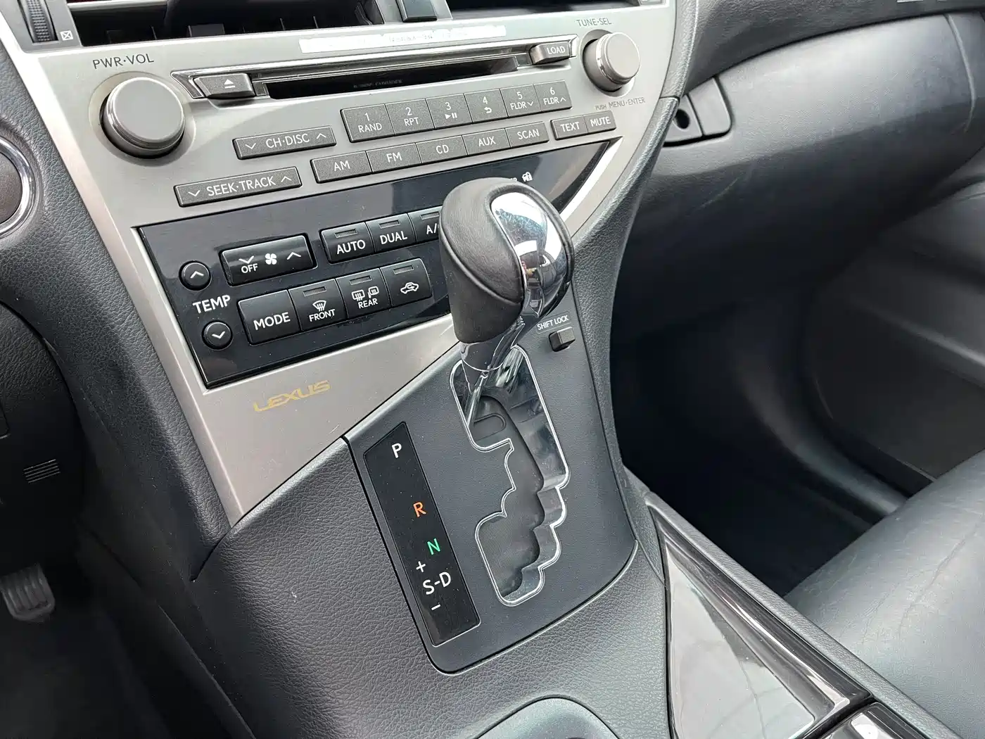 Lexus RX Classic 2011 270 Elegance фото 9