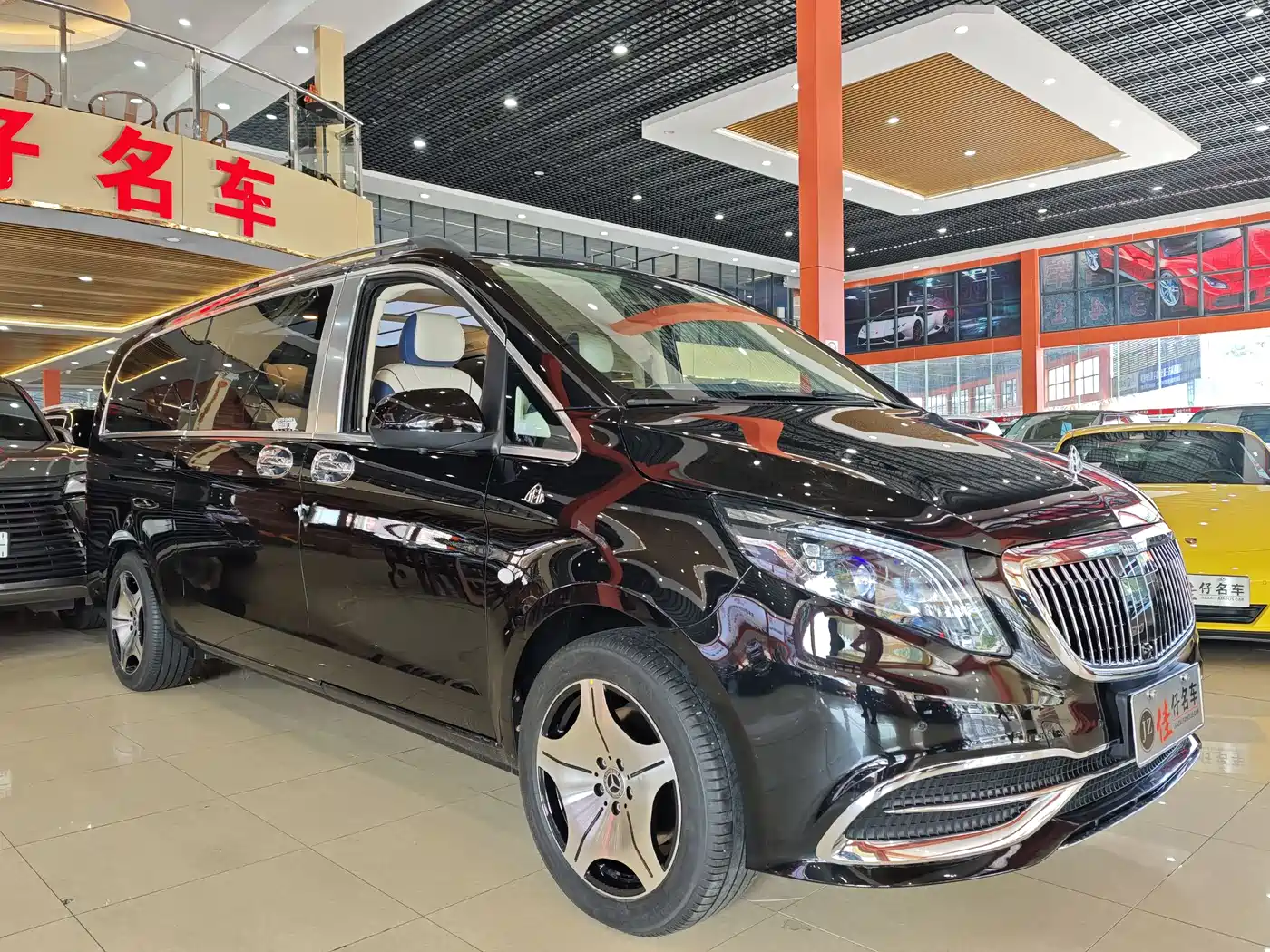Mercedes-Benz Vito 2021 2.0T Elite 7-Seater фото 3