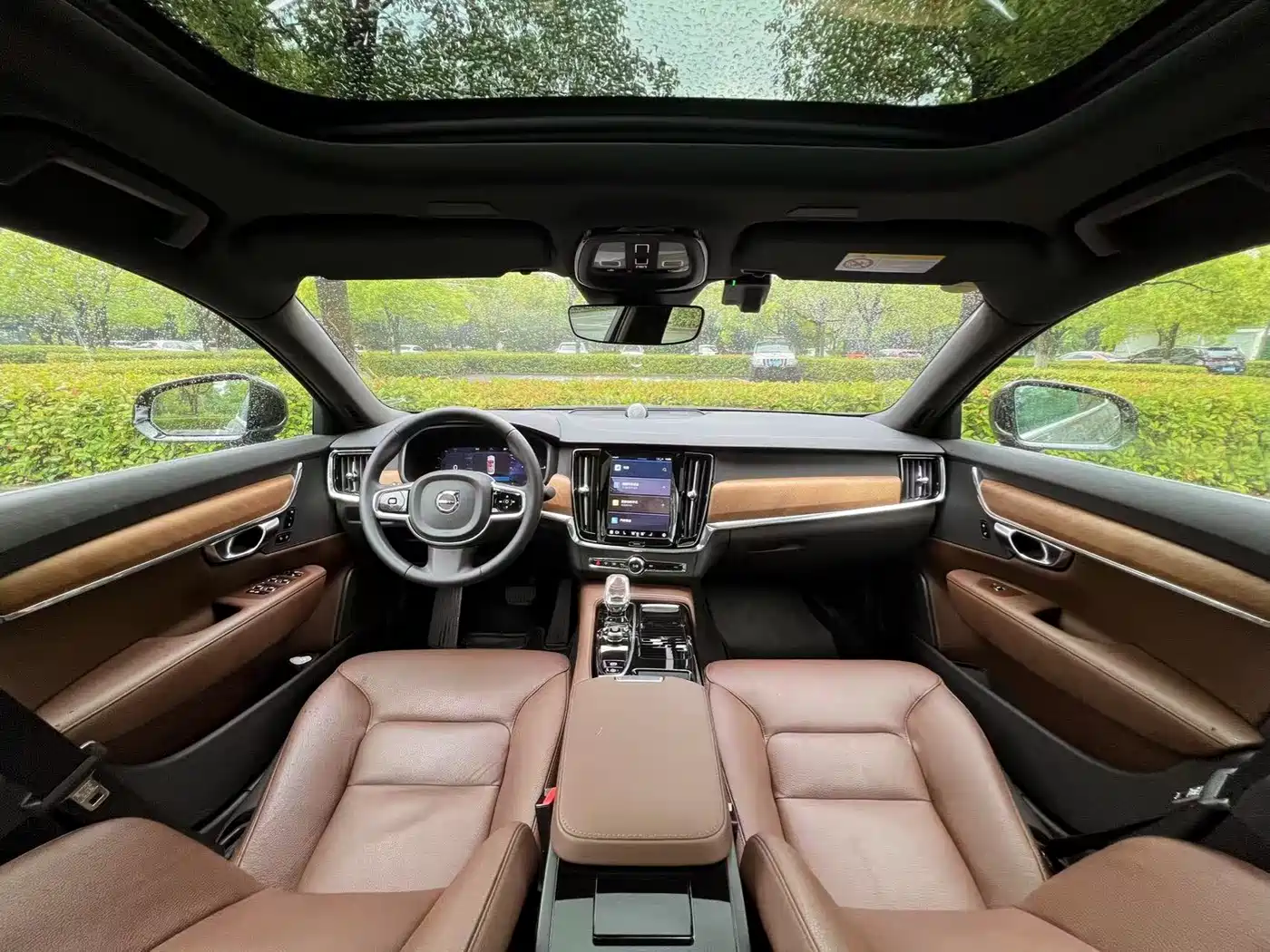 Volvo S90 Plug-in Hybrid 2023 2024 PHEV AWD Long Range Momentum Luxury Edition