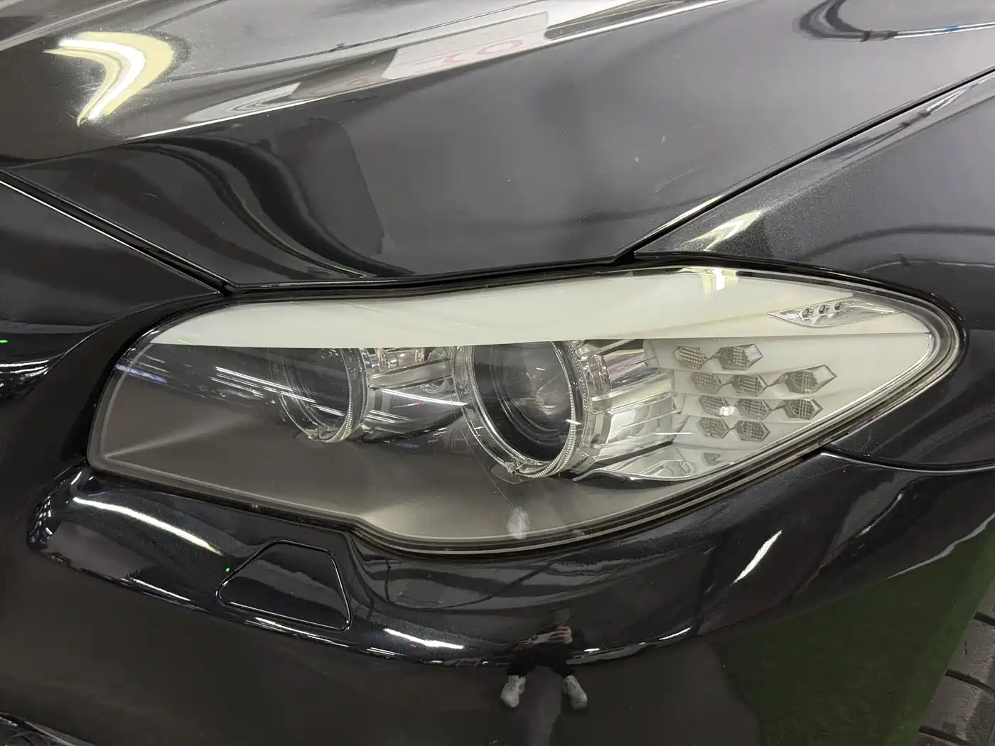BMW 5 Series (Import) 2011 535i Luxury Sport фото 17