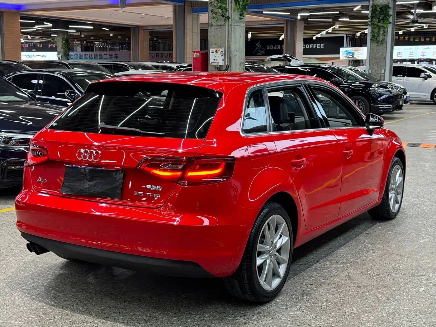 Audi A3 2015 Sportback 35 TFSI Millionth Anniversary Comfort Enjoyment Type фото 4