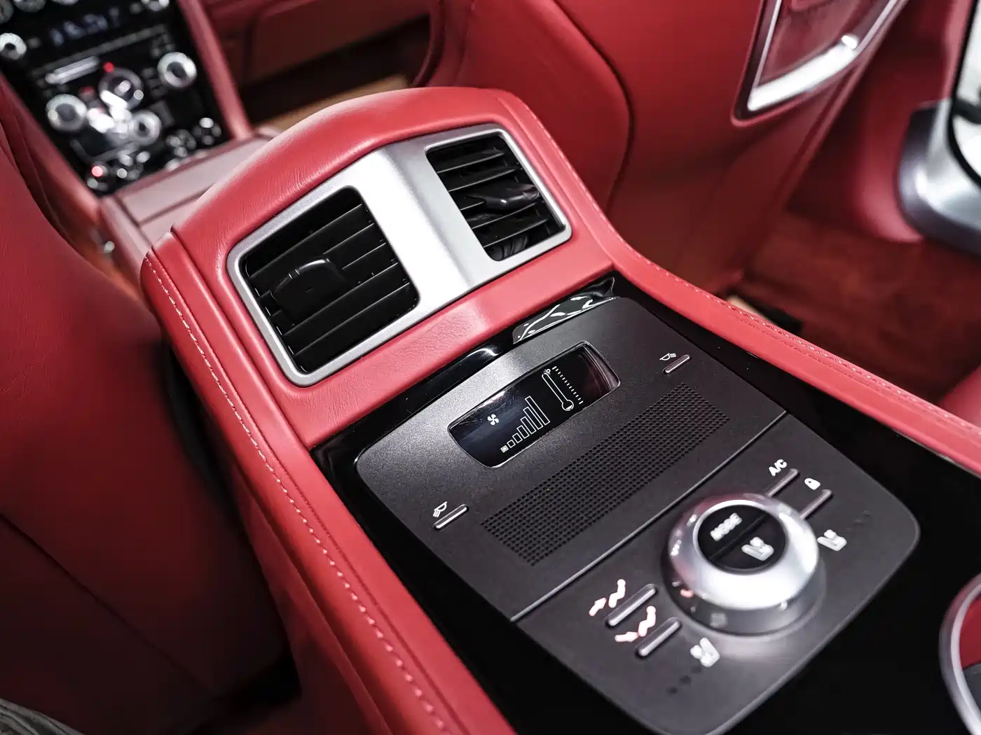 Aston Martin Rapide 2014 Model 6.0L S Centennial Edition фото 21