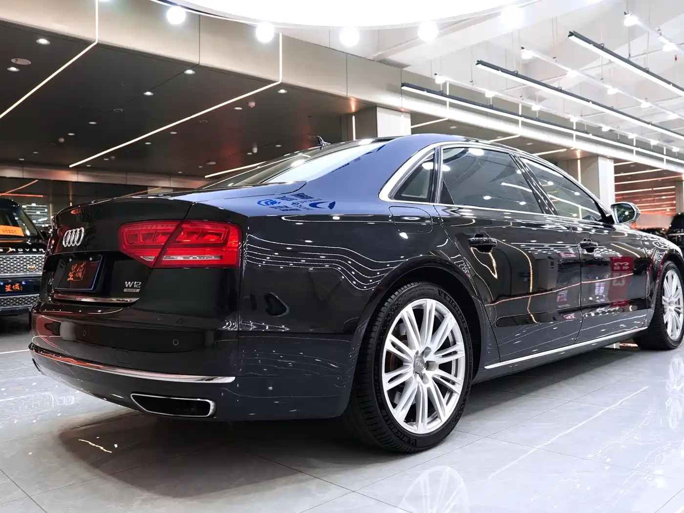 Audi A8 2013 A8L 6.3 FSI W12 quattro Flagship фото 6