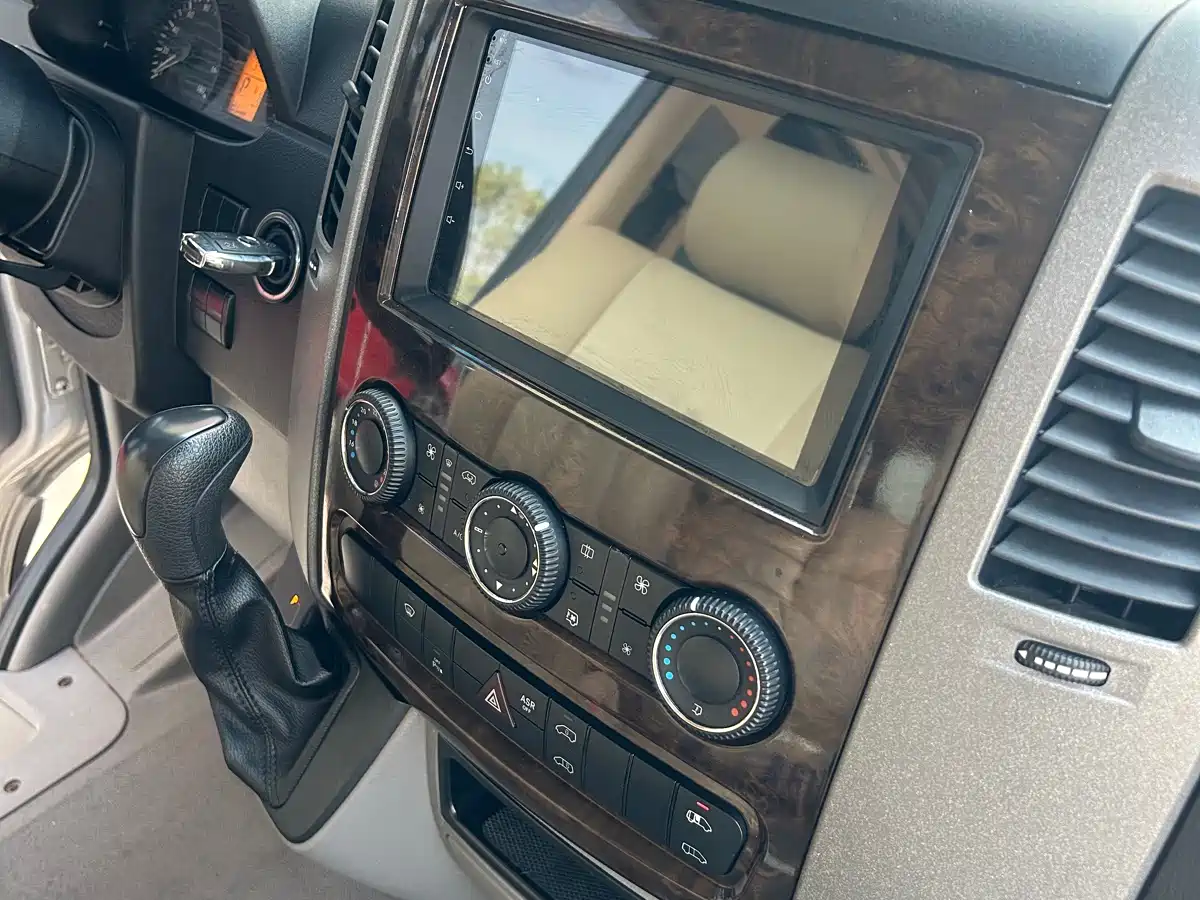 Mercedes-Benz Sprinter 2009 Model Enhanced Version фото 13