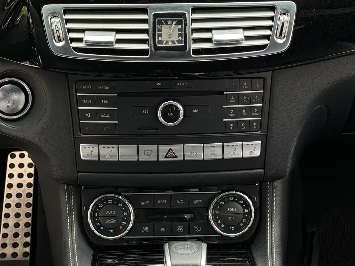Mercedes-Benz CLS AMG 2015 AMG CLS 63 S 4MATIC фото 24
