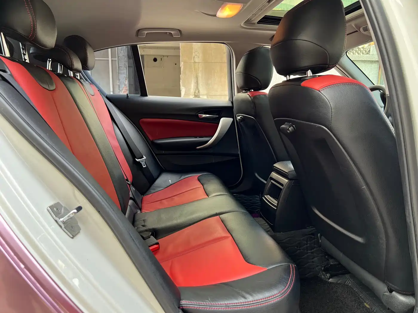 BMW 1 Series (Import) 2012 116i Leading фото 22
