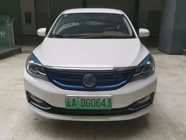dongfeng e70