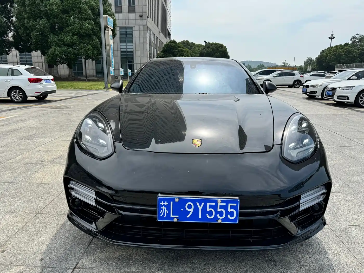 Porsche Panamera 2010 Panamera 4 3.6L фото 10
