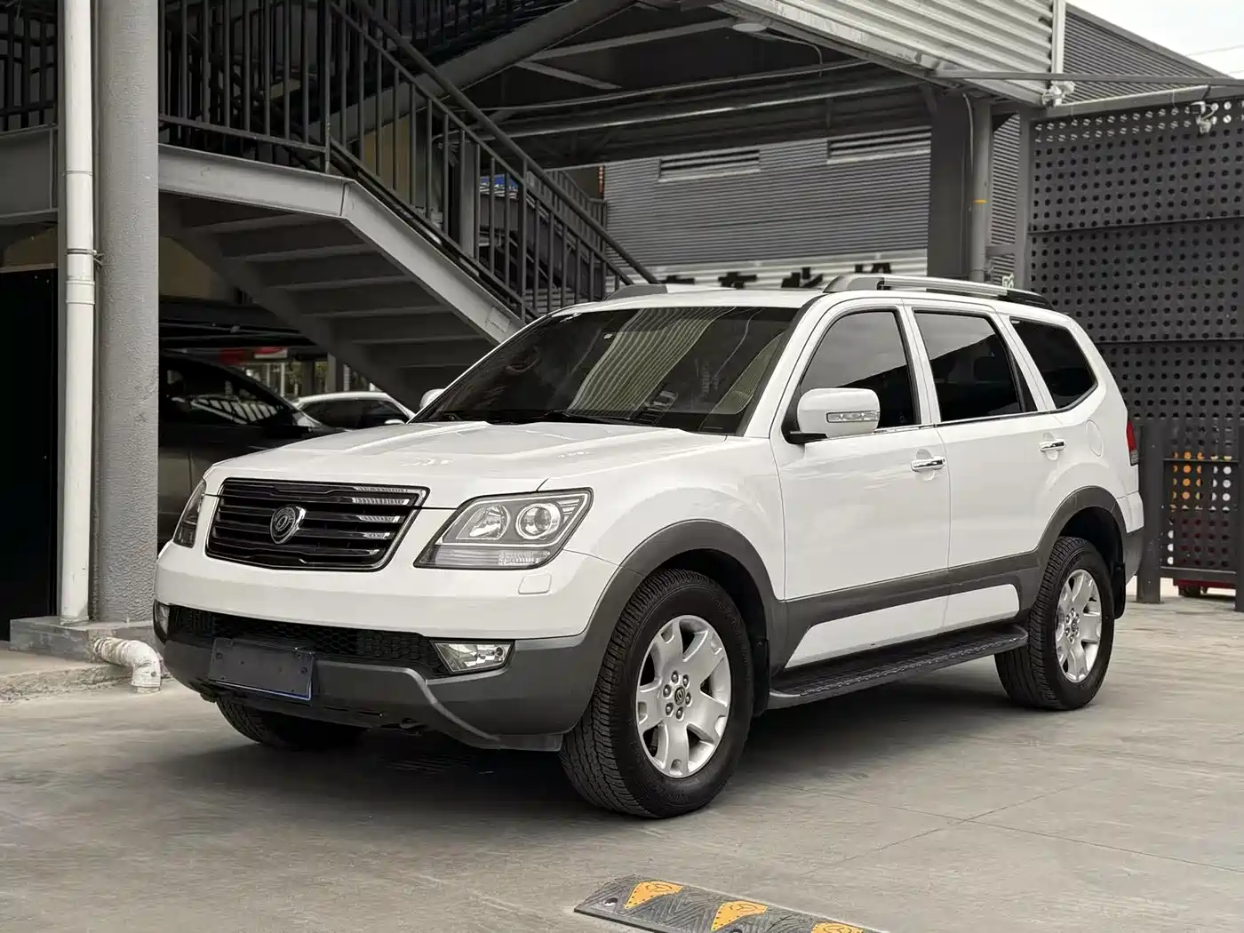 Kia Borego 2013 3.8L Luxury Edition China V