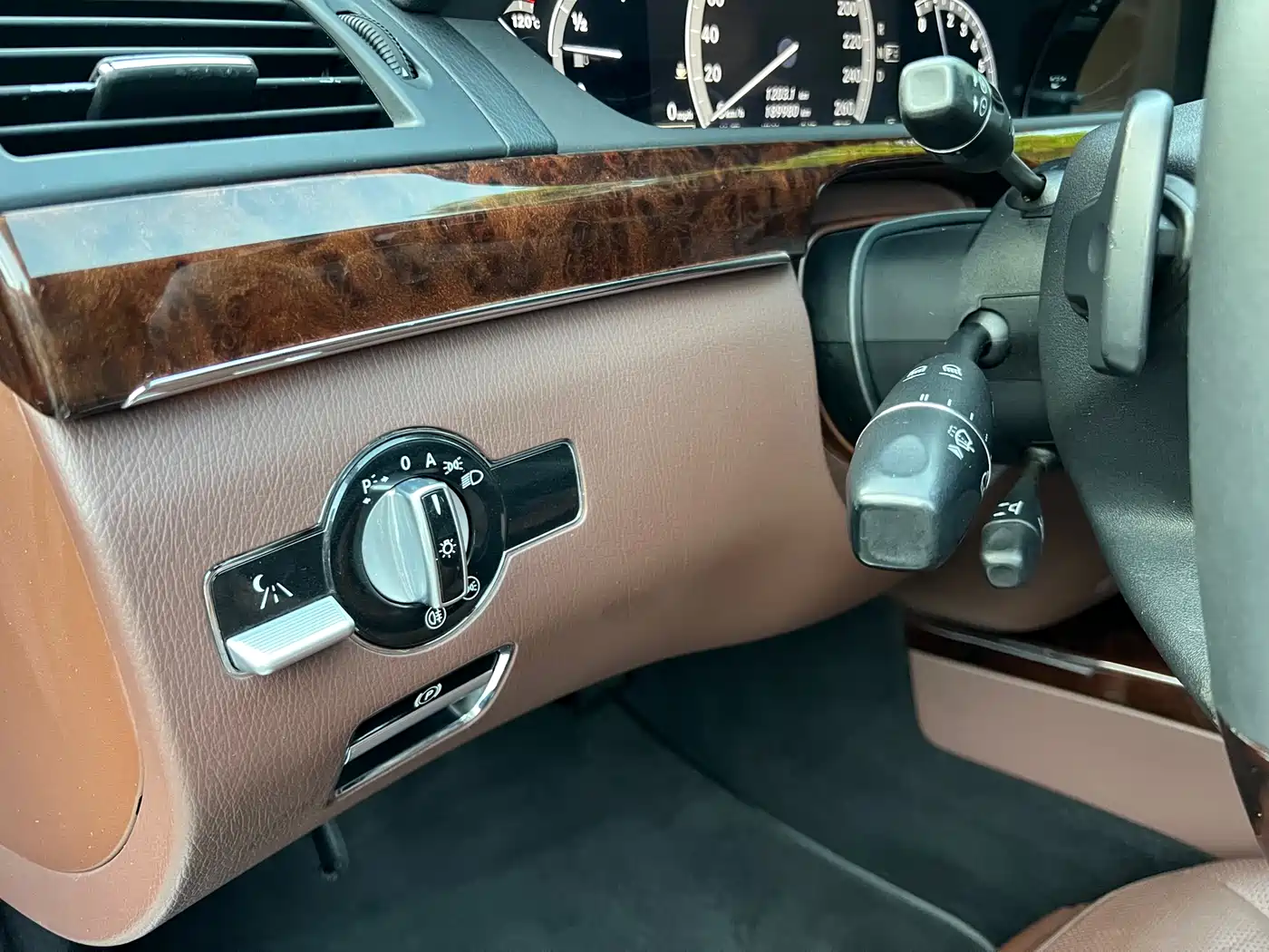 Mercedes-Benz S-Class 2010 S 350 L Luxury фото 11