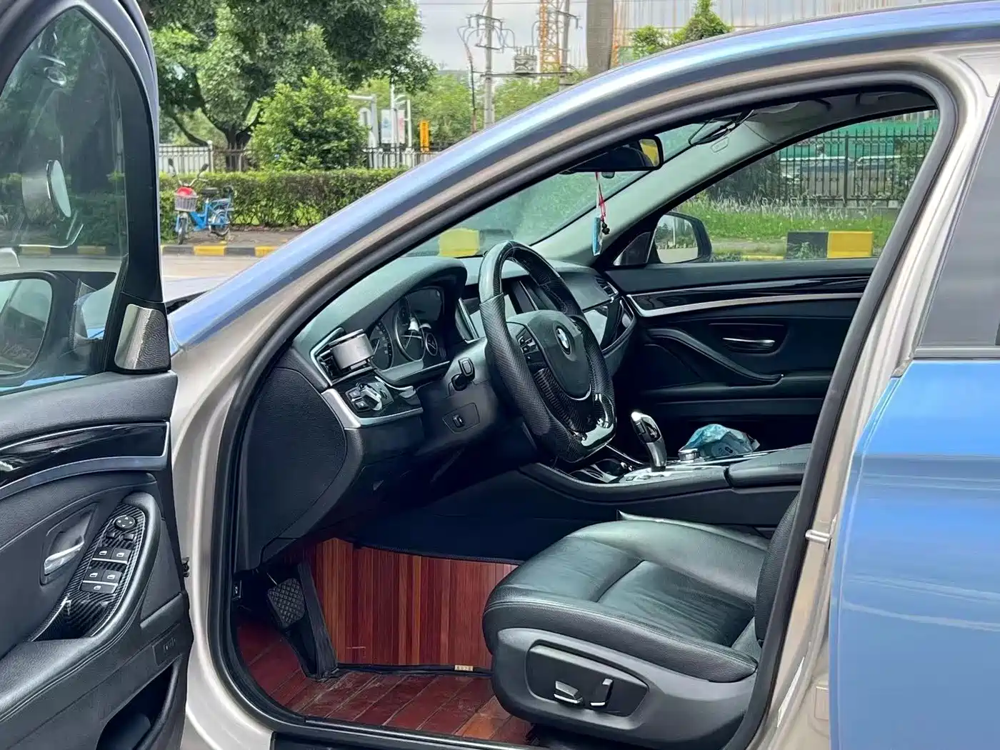 BMW 5 Series 2014 520Li Elegance фото 4