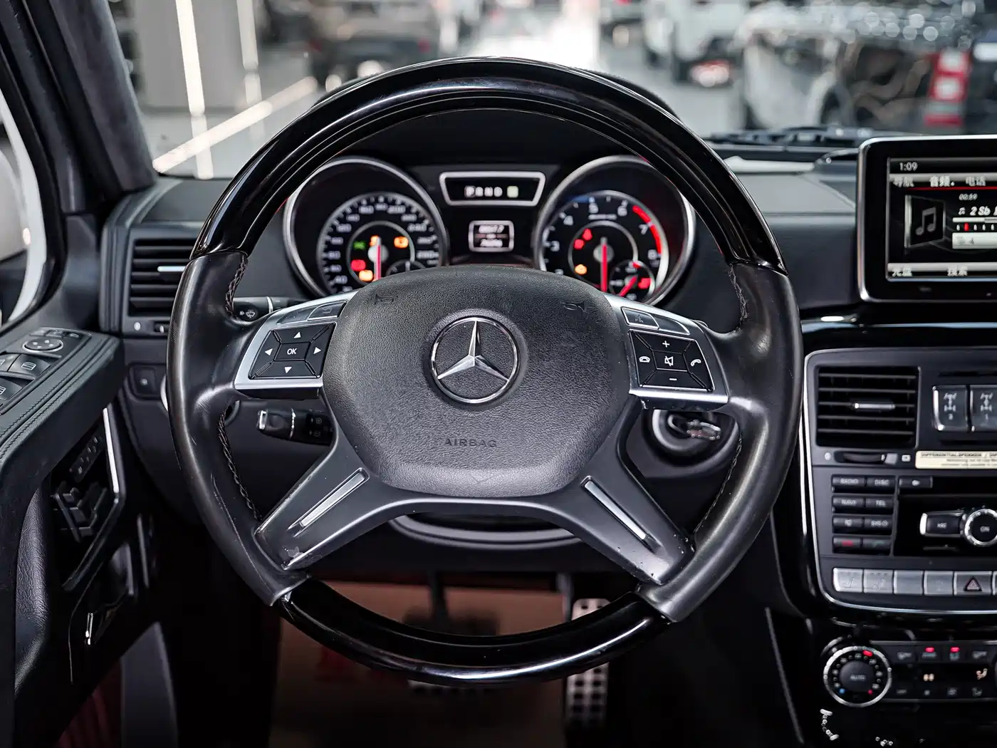 Mercedes-Benz G-Class AMG 2013 AMG G 63 фото 16