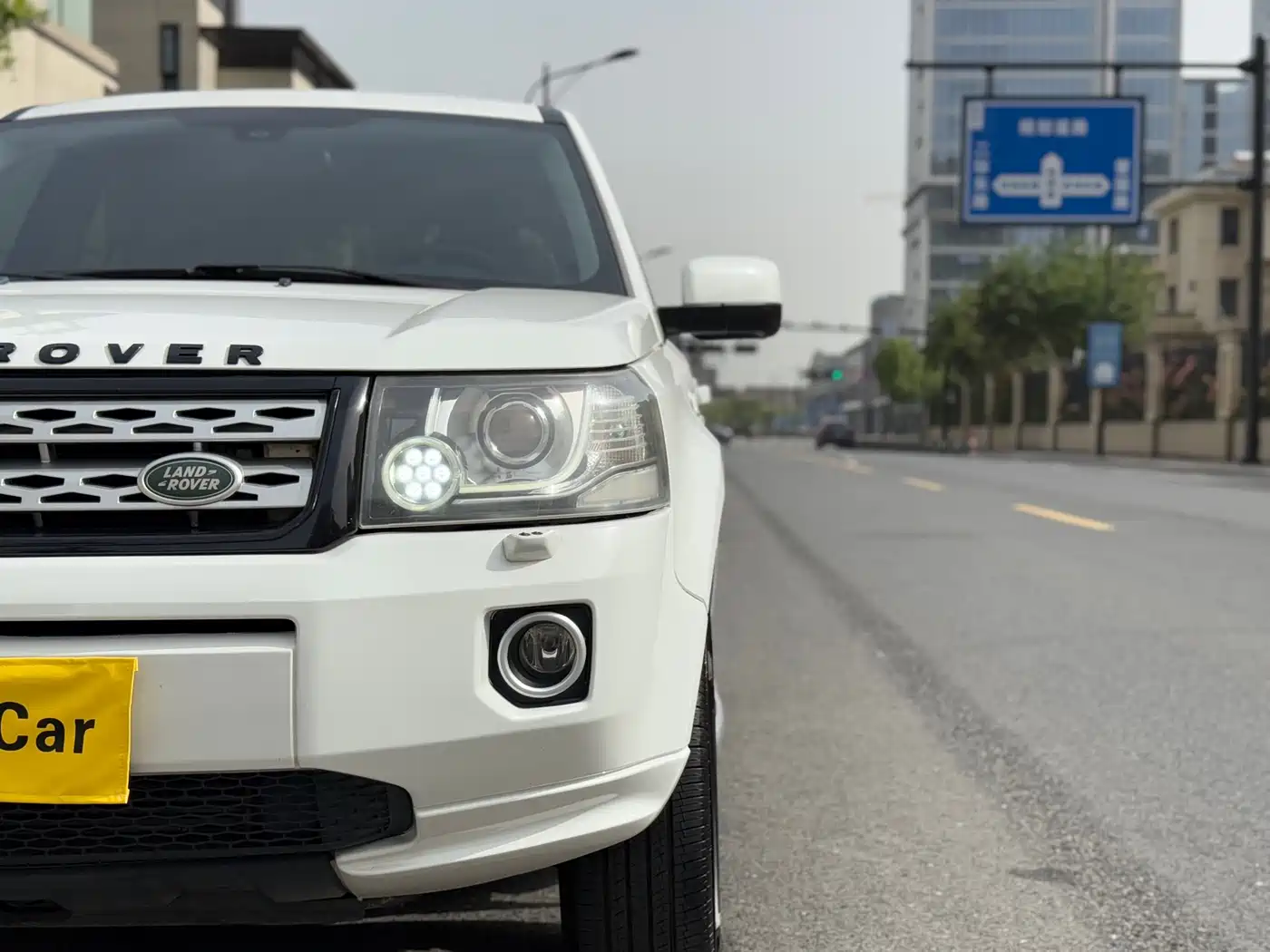 Land Rover Freelander 2 2014 2.0T Si4 SE Gasoline Edition фото 6
