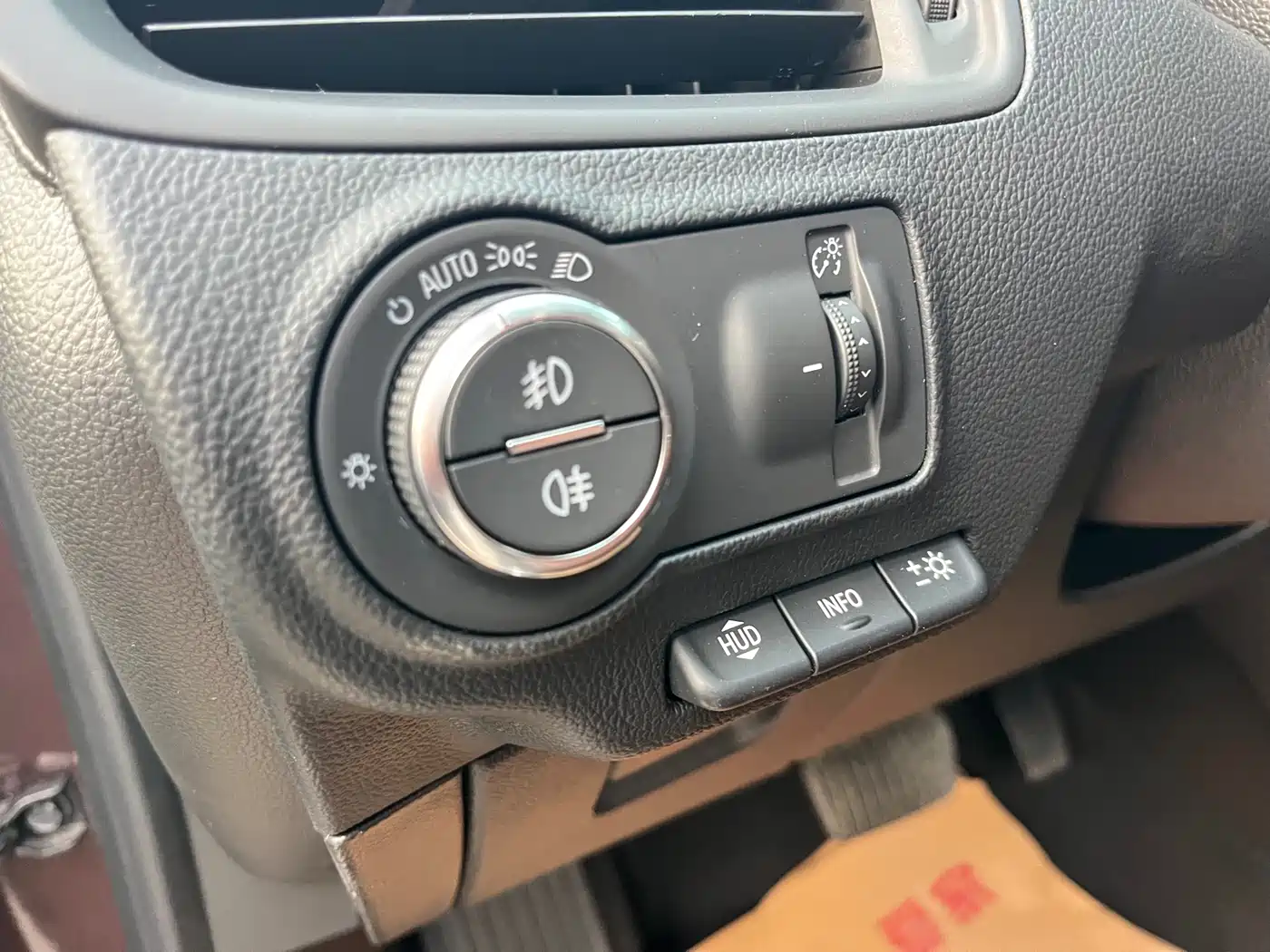 Buick Envision Plus 2019 28T 4WD Luxury Type China V фото 12