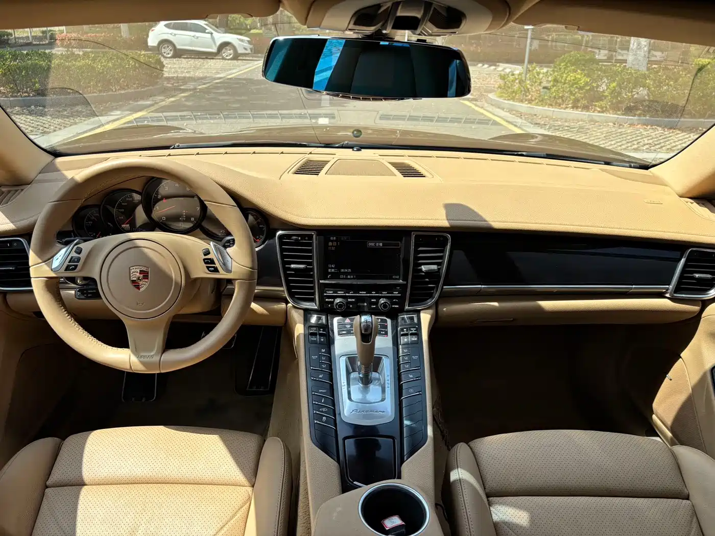 Porsche Panamera 2014 Panamera 4 3.0T фото 8