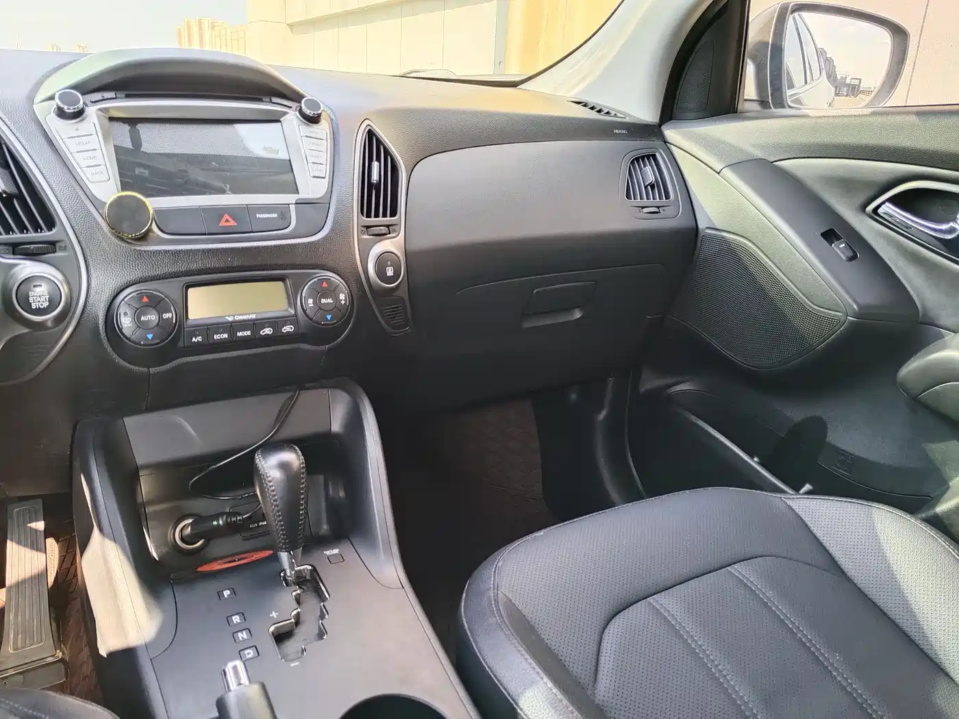 Hyundai Beijing Hyundai ix35 2015 2.0L Automatic 2WD Smart Type China IV фото 13