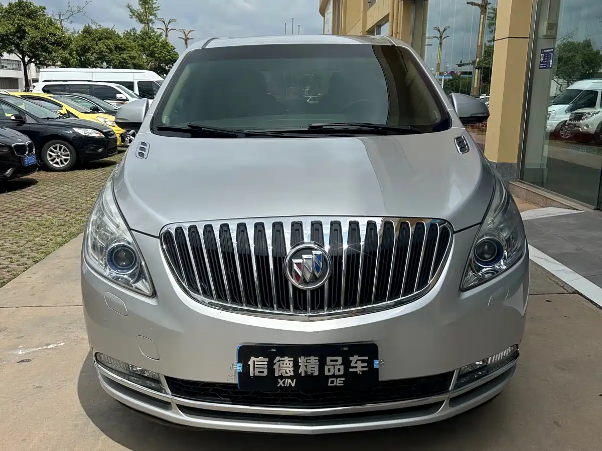 Buick GL8 2011 3.0L GT Luxury Business Elegance Edition