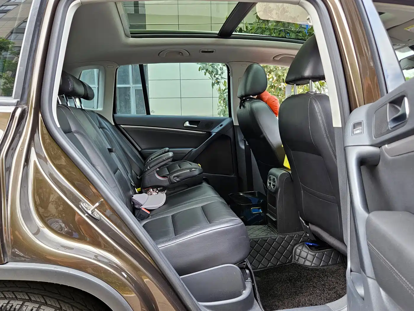 Volkswagen Tiguan 2015 1.8TSI Manual 2WD Limited Edition фото 15