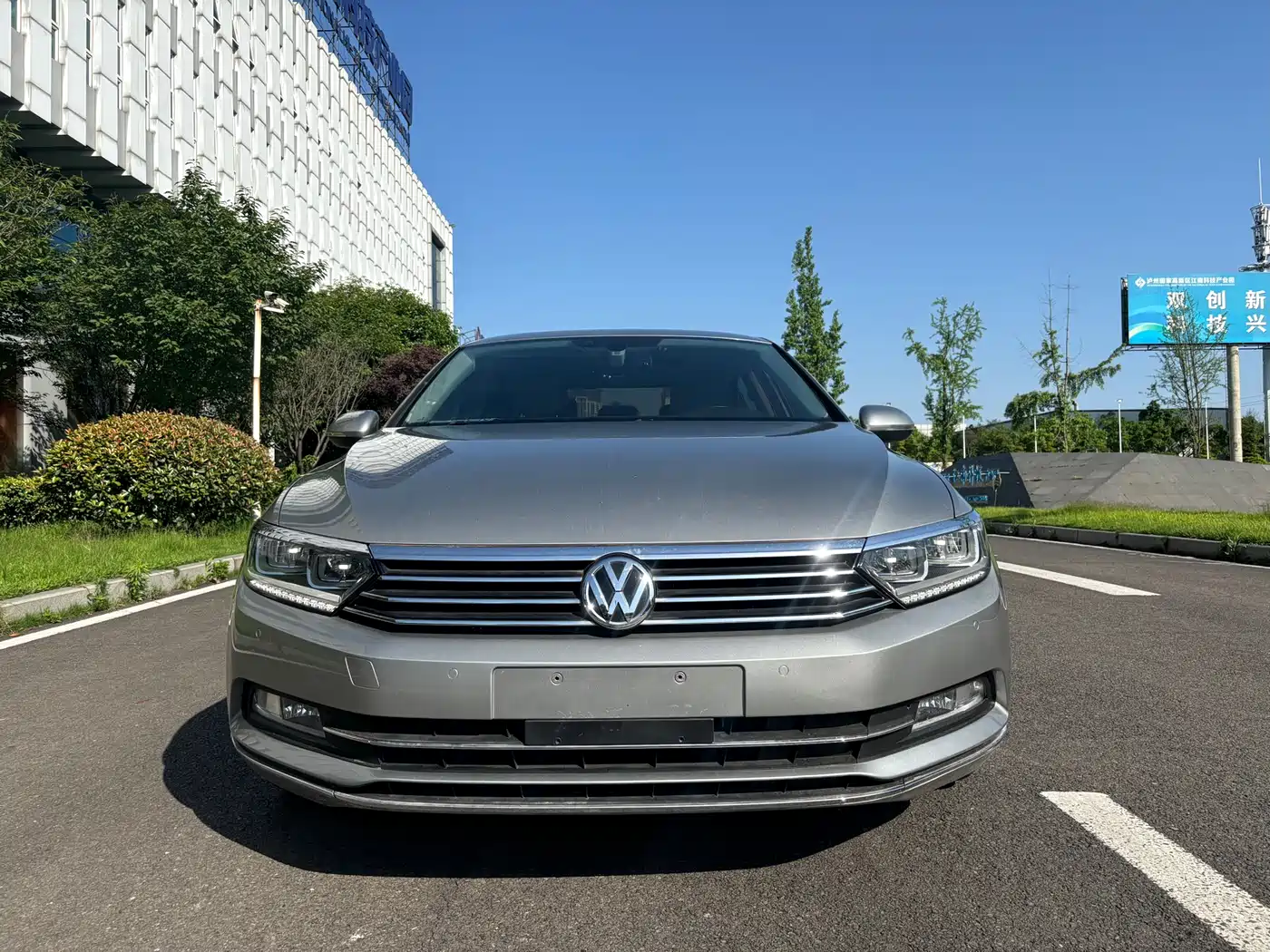 Volkswagen Magotan 2017 380TSI DSG Luxury фото 17
