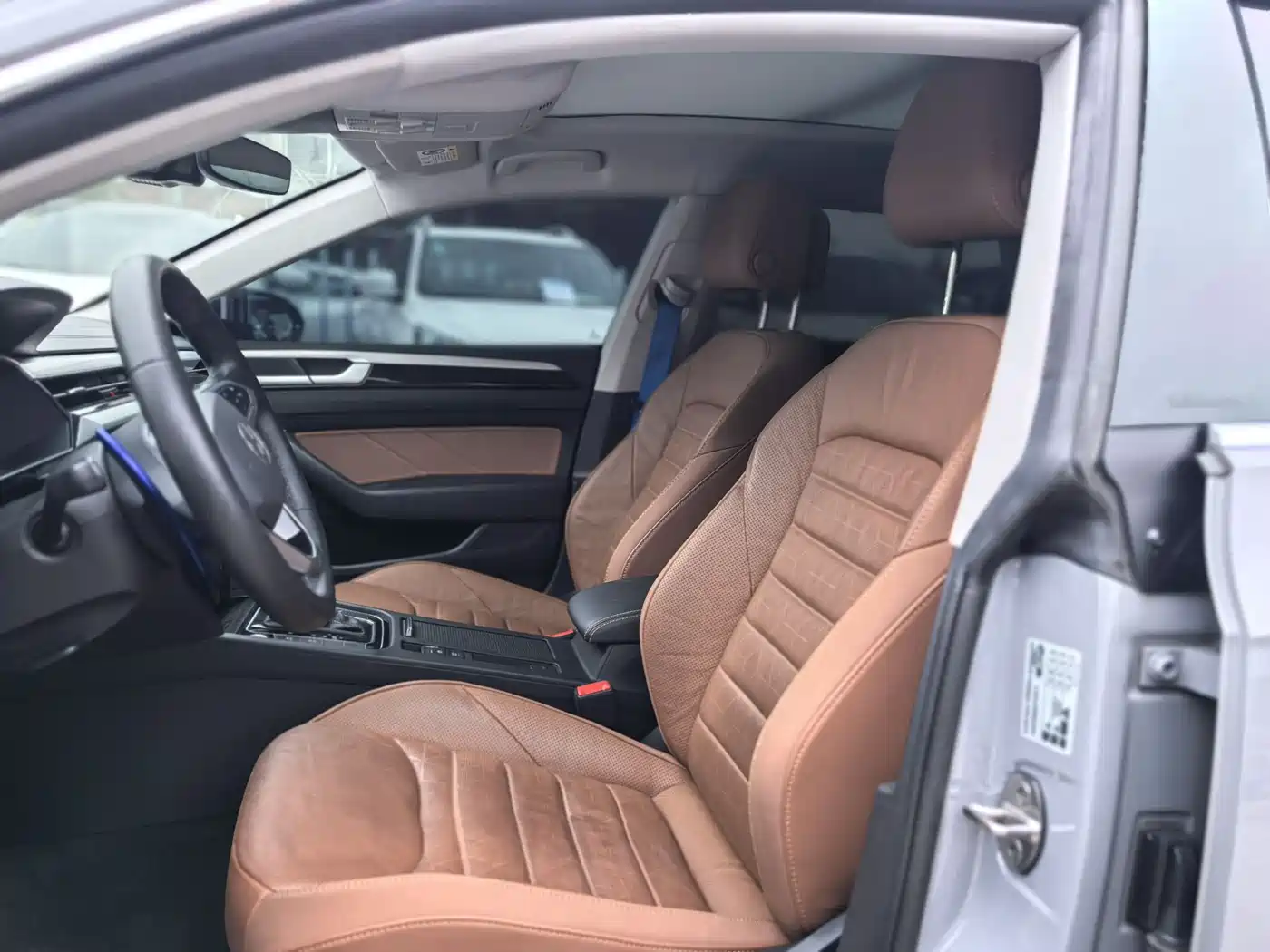 Volkswagen FAW-Volkswagen CC 2021 Shooting Brake 380TSI Hunter Heart Edition фото 18