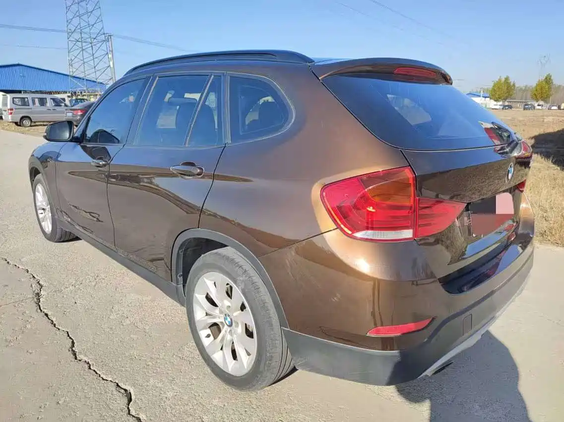 BMW X1 2013 sDrive18i Fashion фото 6