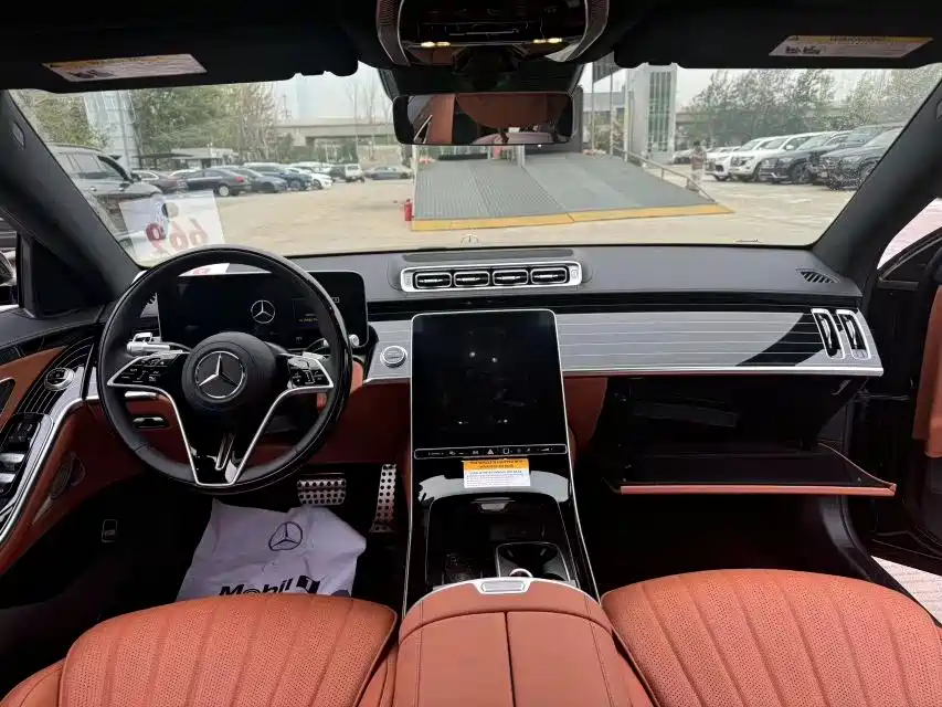 Mercedes-Benz S-Class 2024 S 500 L 4MATIC Masterpiece Haute Couture Edition фото 5