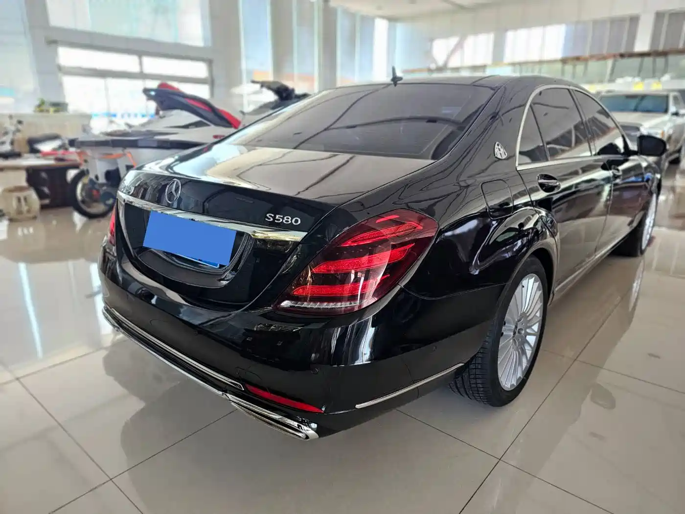 Mercedes-Benz S-Class фото 3