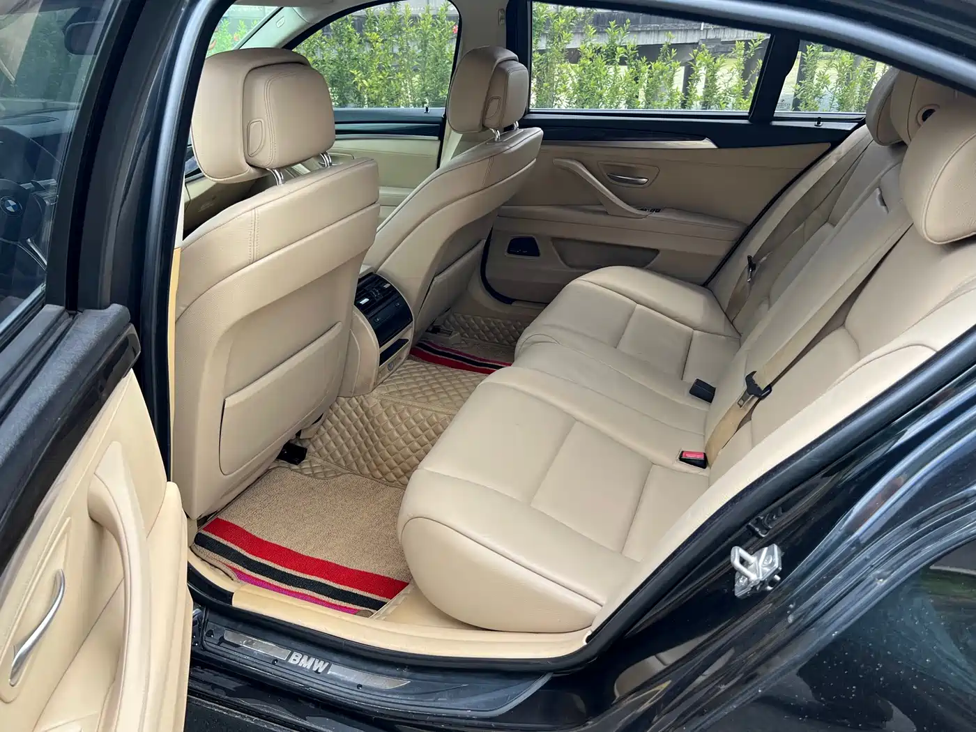 BMW 5 Series 2012 535Li Luxury фото 18