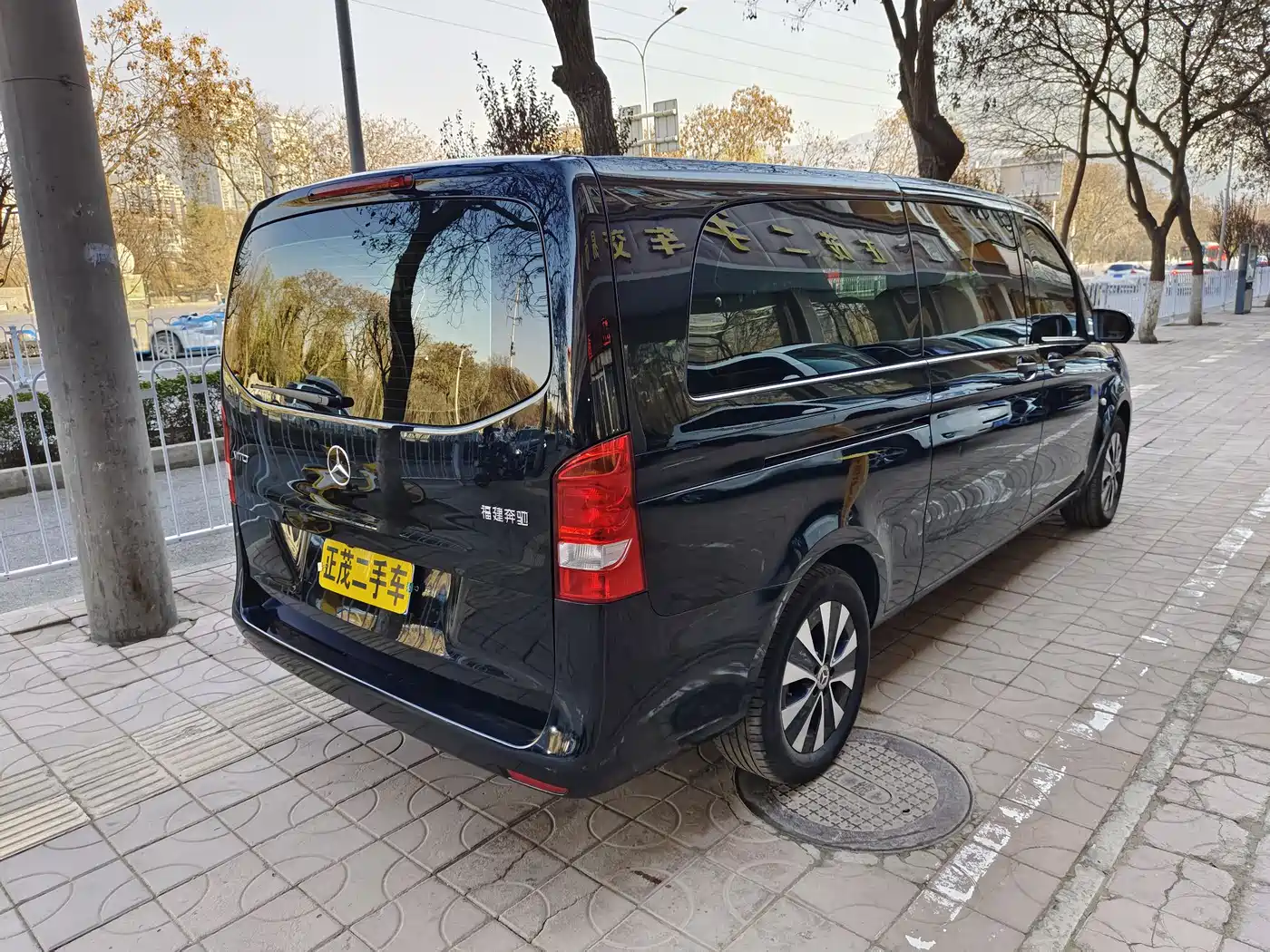 Mercedes-Benz Vito 2021 2.0T Elite 7-Seater фото 9