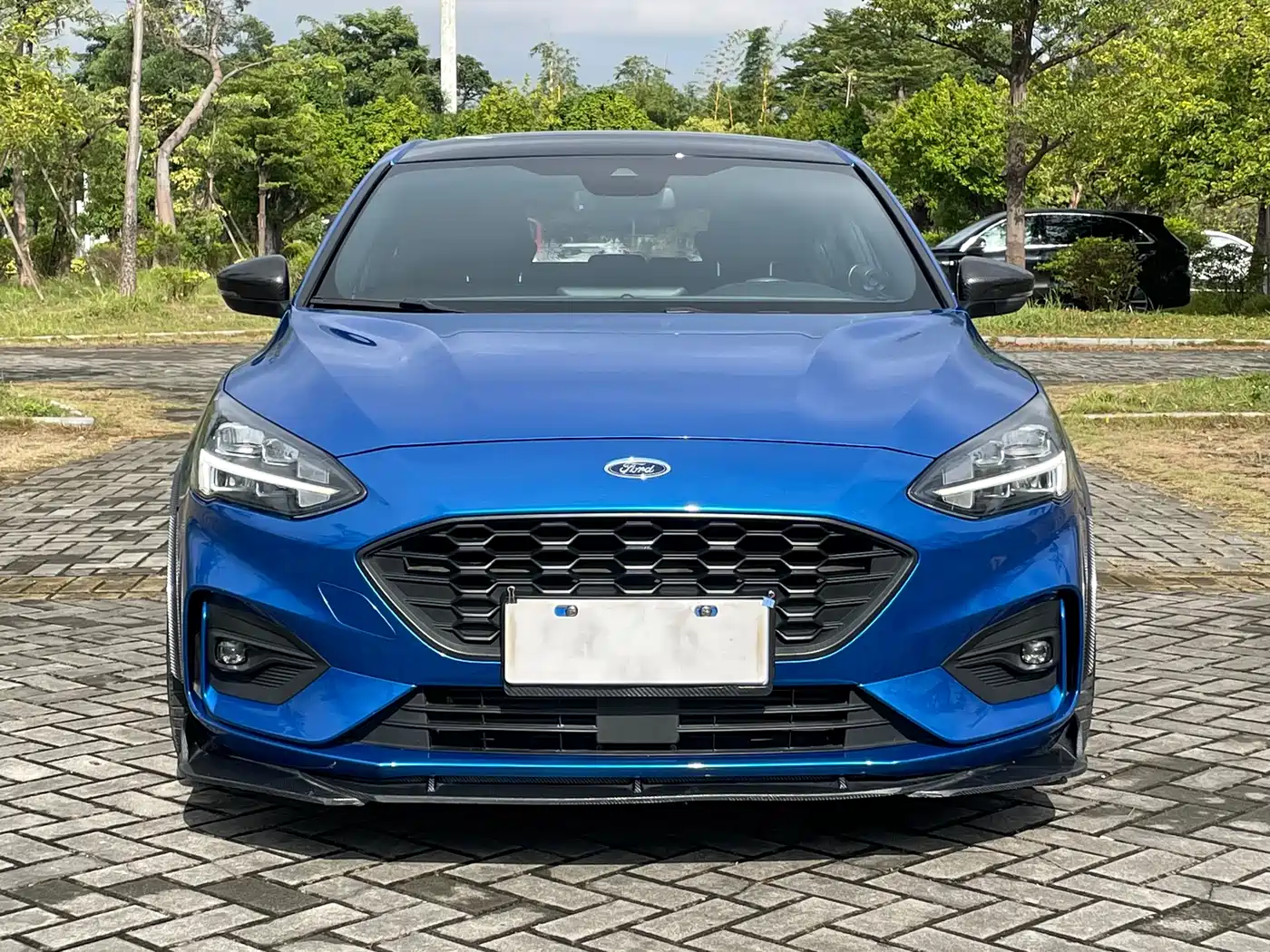 Фото 2 - Ford Focus