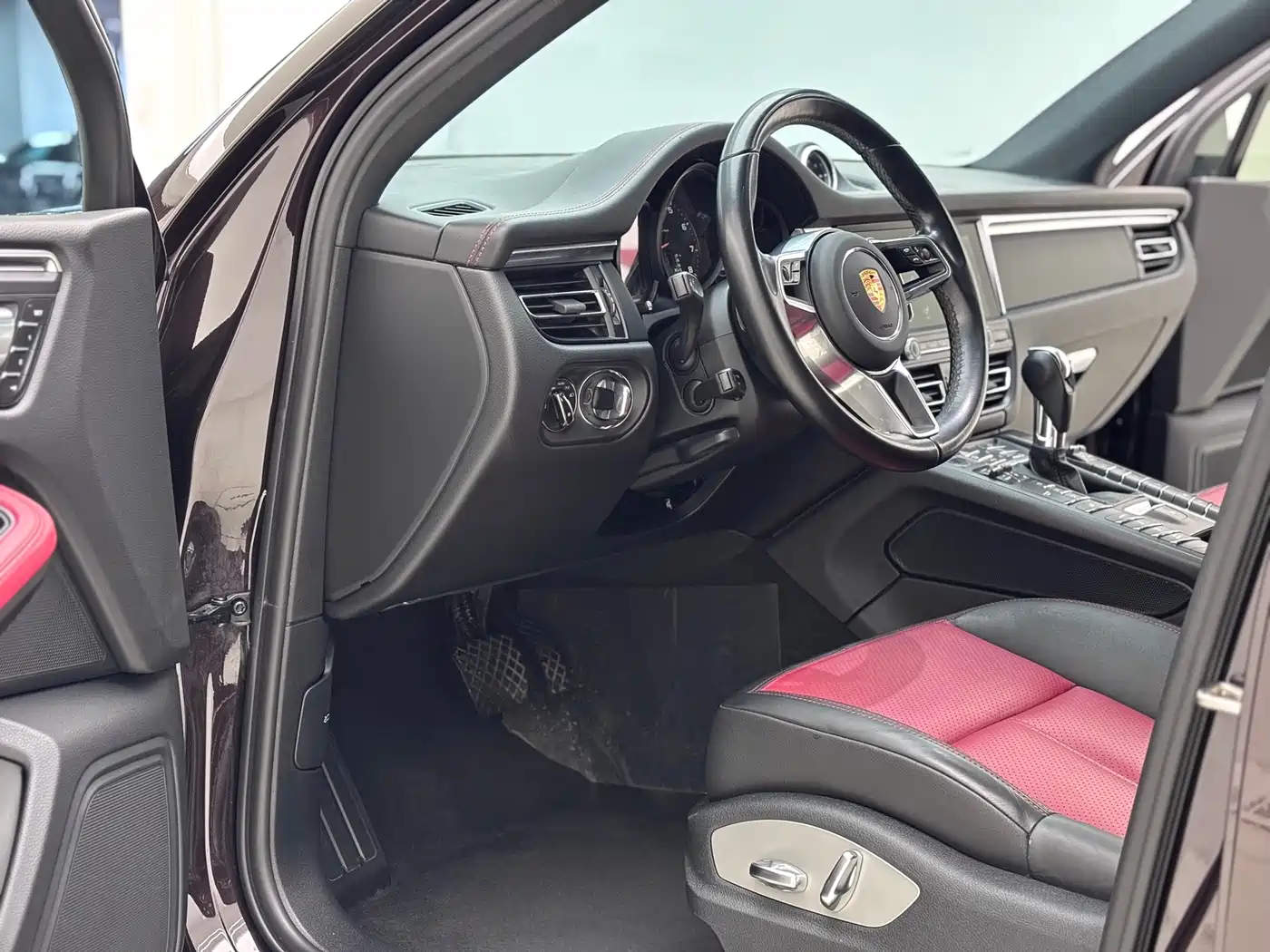 Porsche Macan 2021 Macan 2.0T фото 5