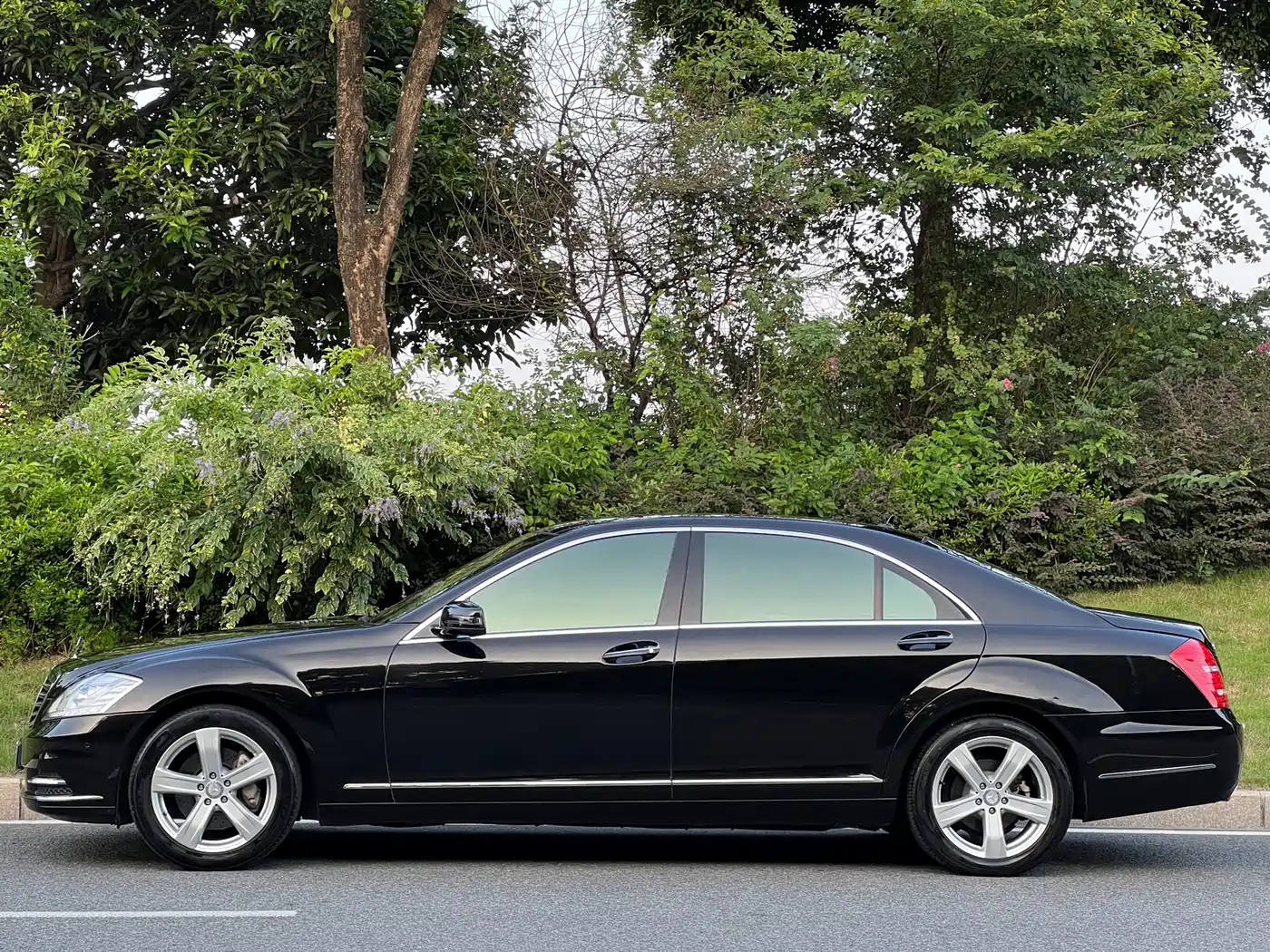 Mercedes-Benz S-Class 2010 S 350 L Luxury фото 4
