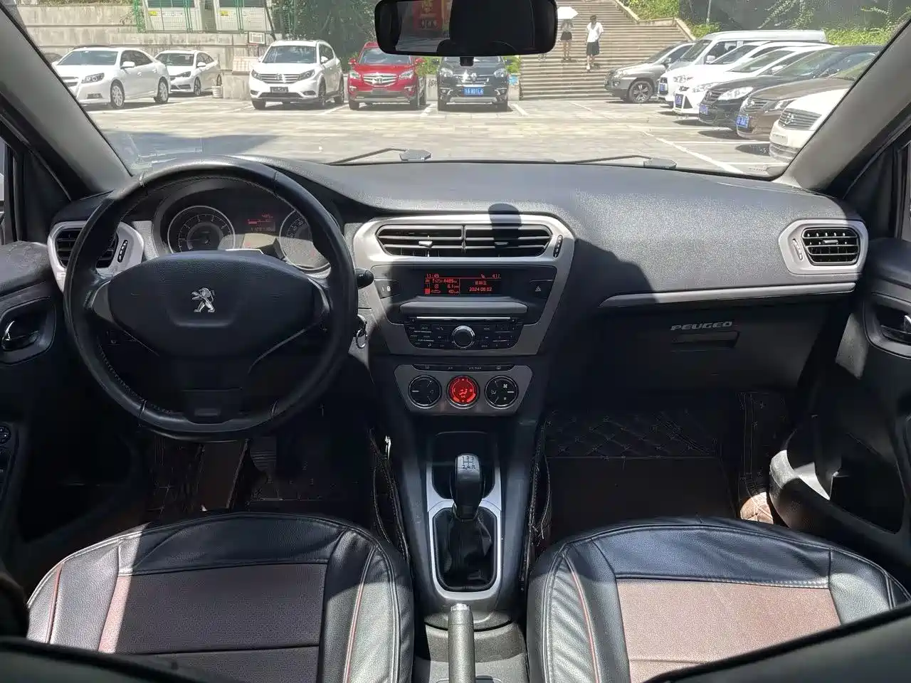 Peugeot 301 2016 1.6L Manual Luxury Edition фото 11