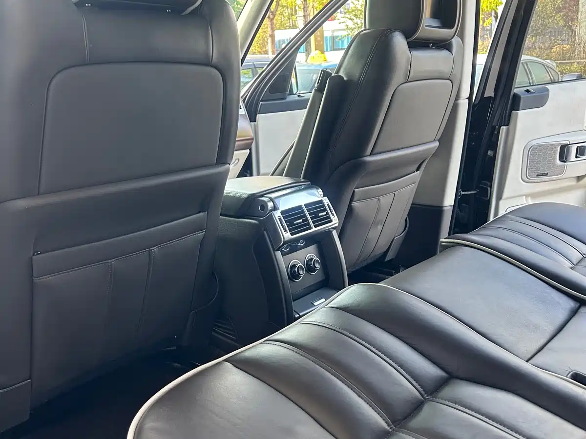 Land Rover Range Rover 2012 5.0 NA V8 фото 10