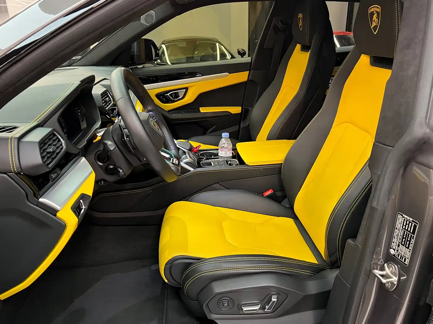 Lamborghini Urus 2021 4.0T V8 фото 8