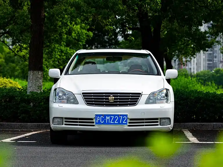 Toyota Crown 2008 2.5L 5th Anniversary Edition фото 4