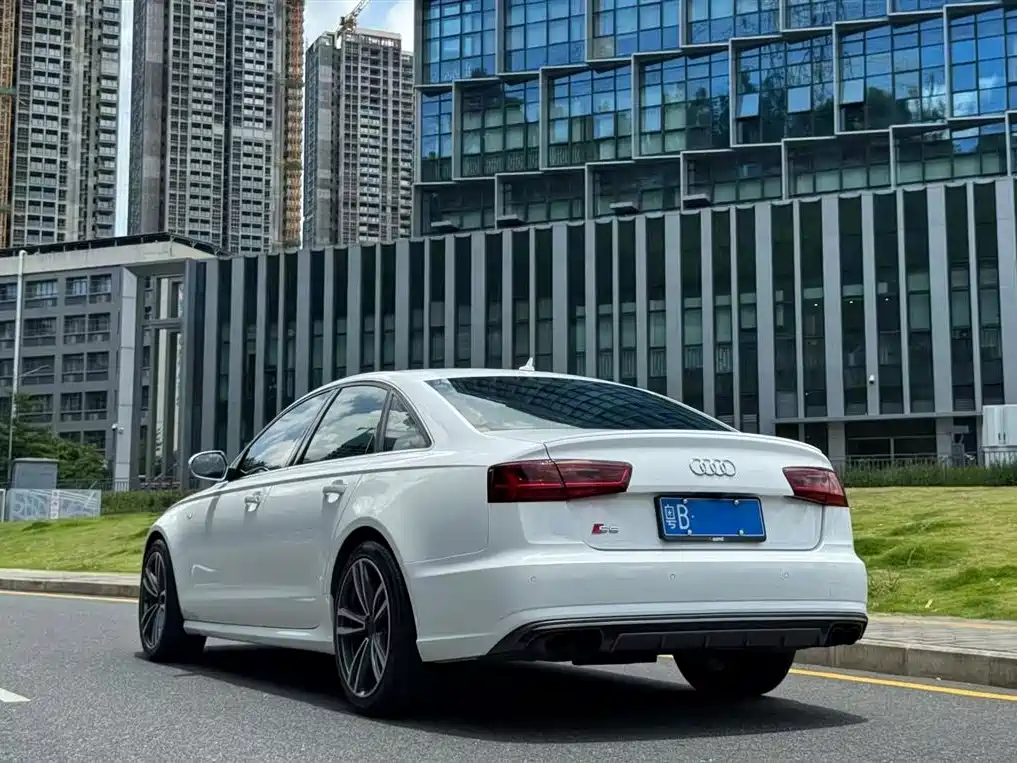 Audi S6 2013 S6 4.0TFSI фото 8