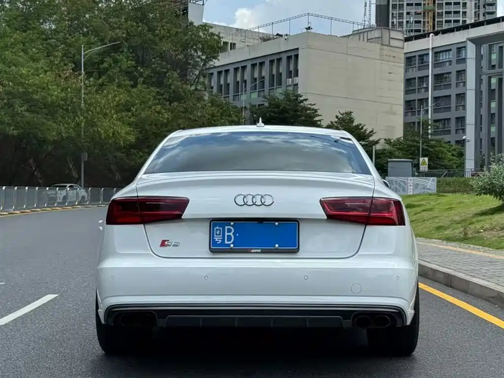 Audi S6 2013 S6 4.0TFSI фото 9