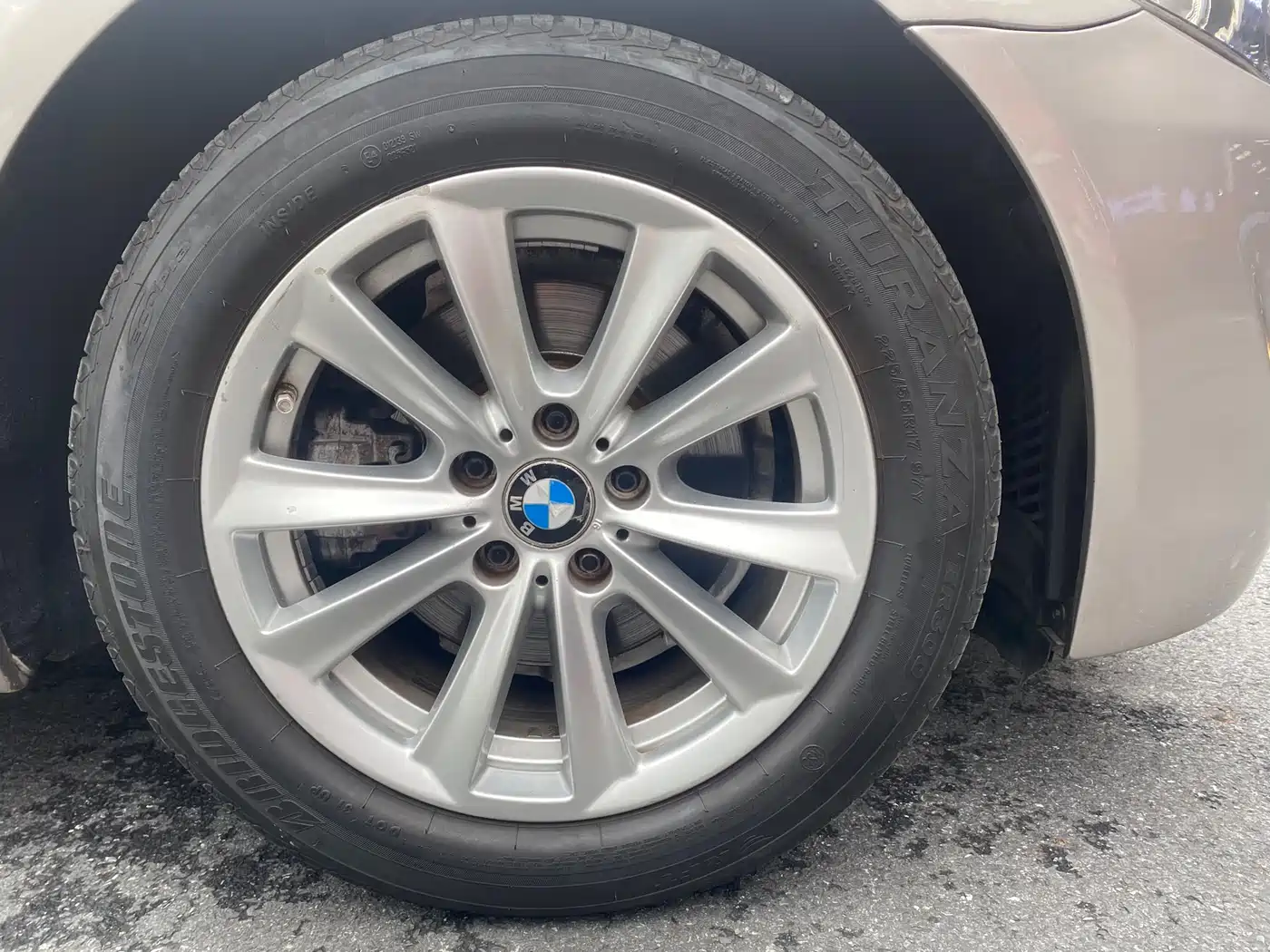 BMW 5 Series 2013 525Li Excellence Edition фото 23