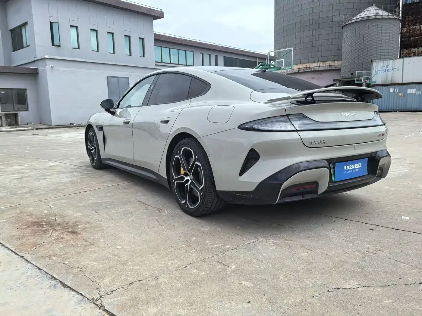 XIAOMI CAR XIAOMI SU7