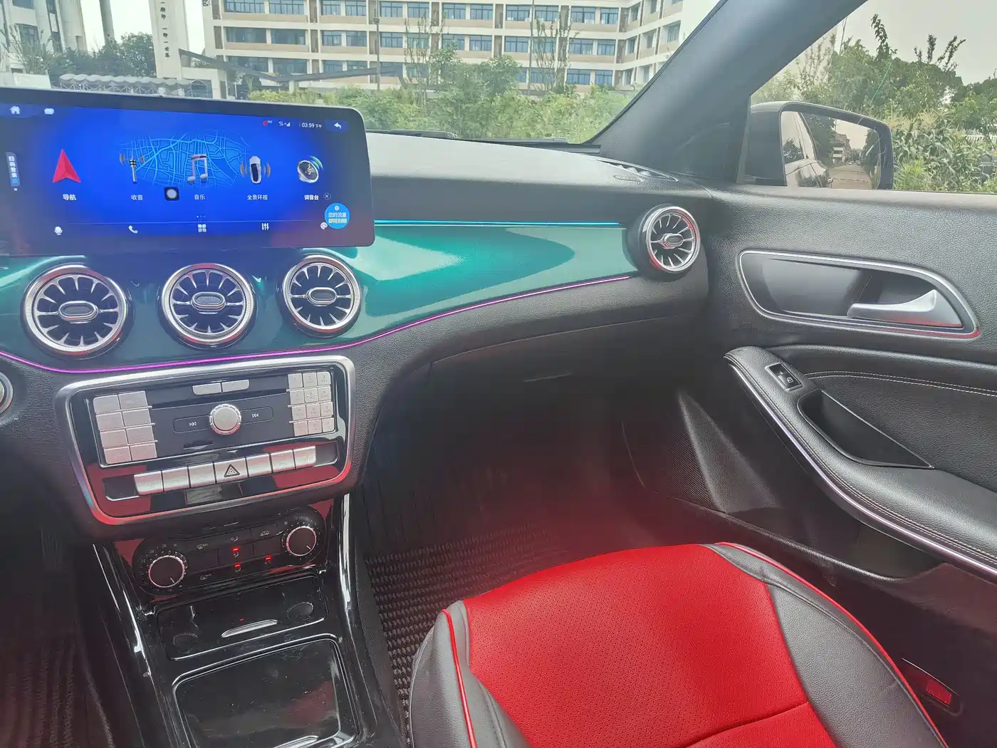 Mercedes-Benz CLA (Import) 2016 CLA 200 Sport фото 9