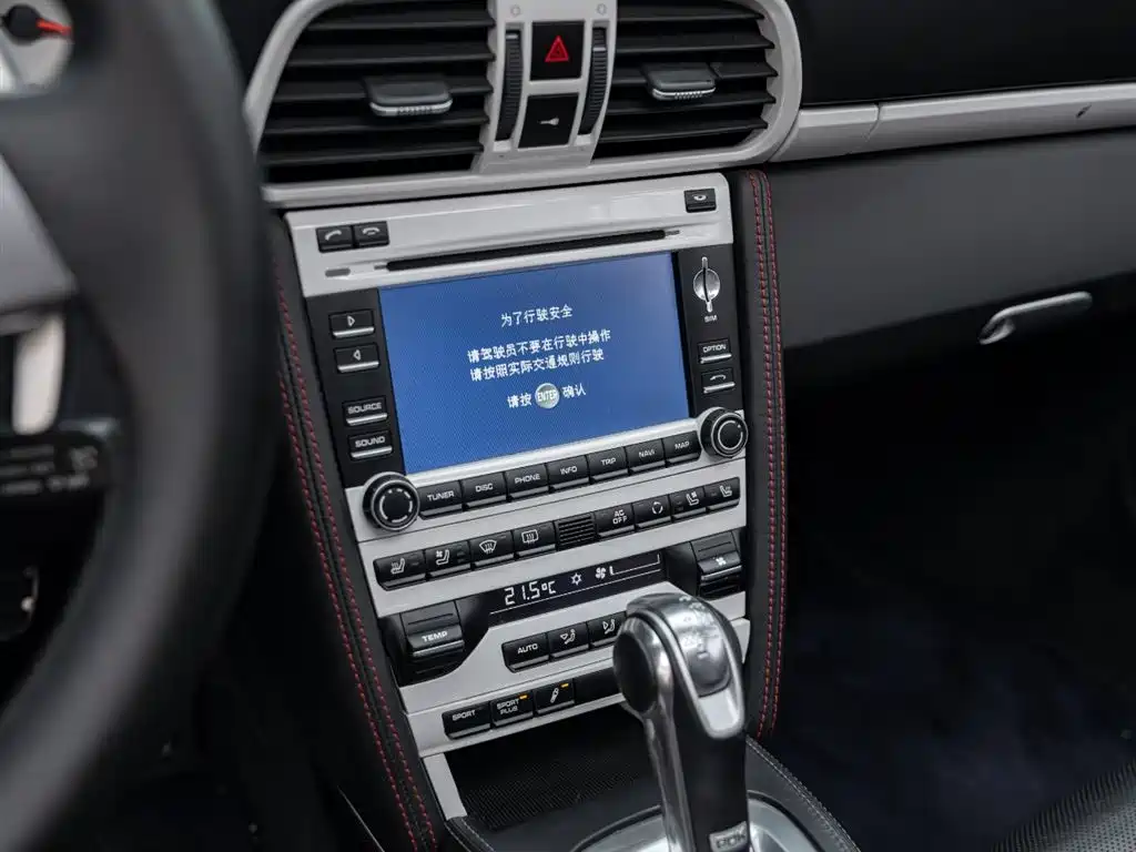 Porsche 911 2010 Turbo 3.8T фото 13