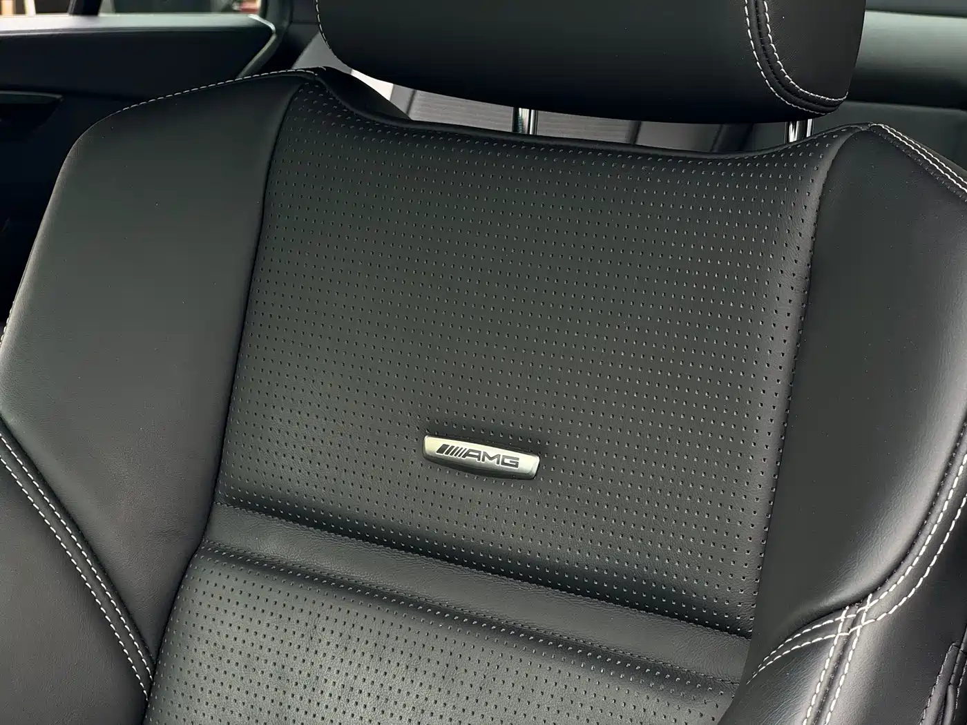 Mercedes-Benz CLS AMG 2015 AMG CLS 63 S 4MATIC фото 18