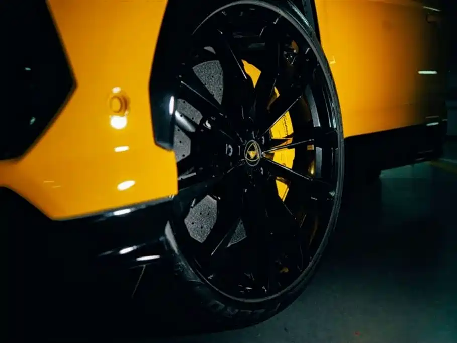 Lamborghini Urus 2023 2021 4.0T V8