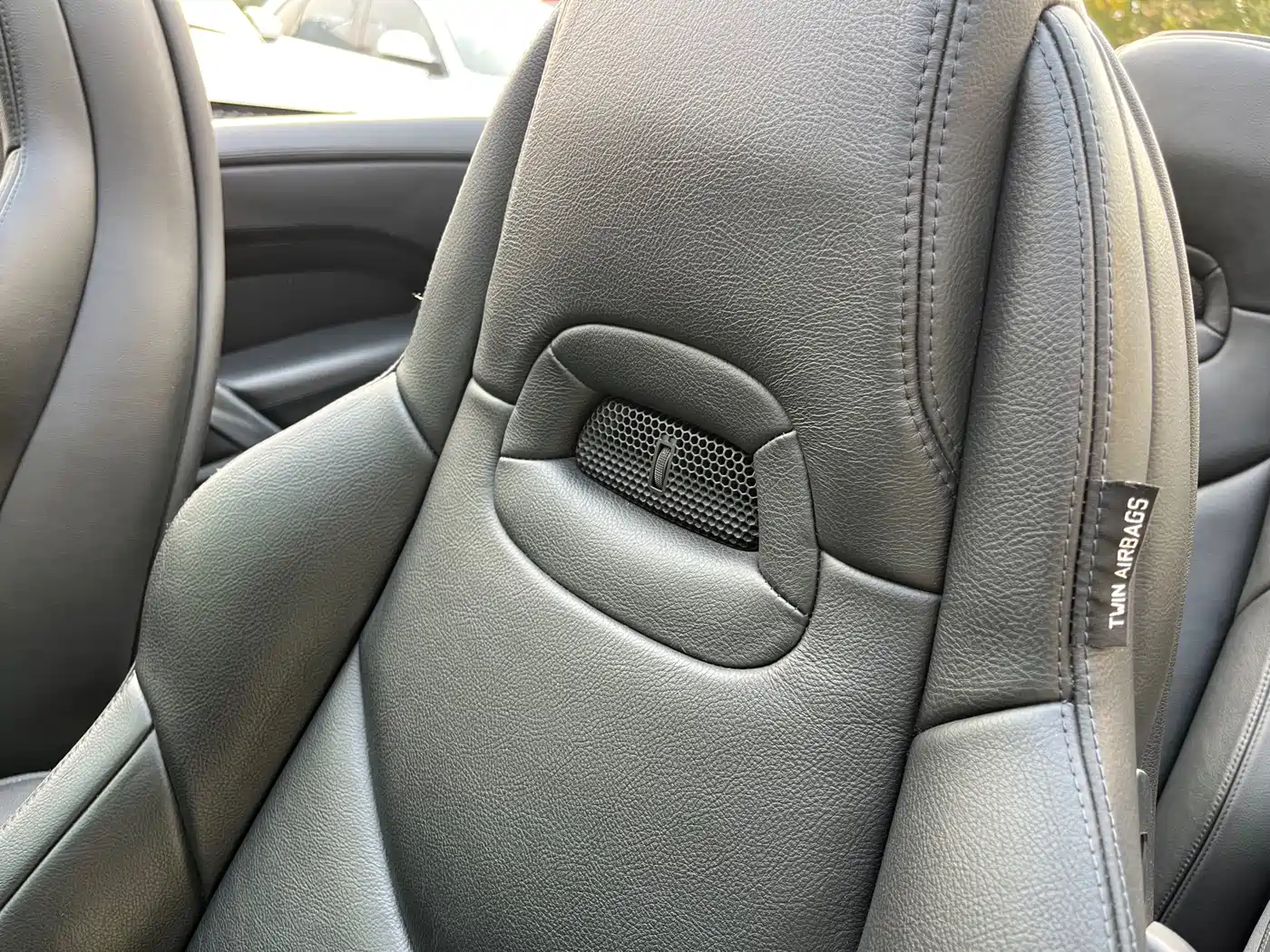 Peugeot 308 (Import) 2009 1.6T CC Automatic Luxury фото 13